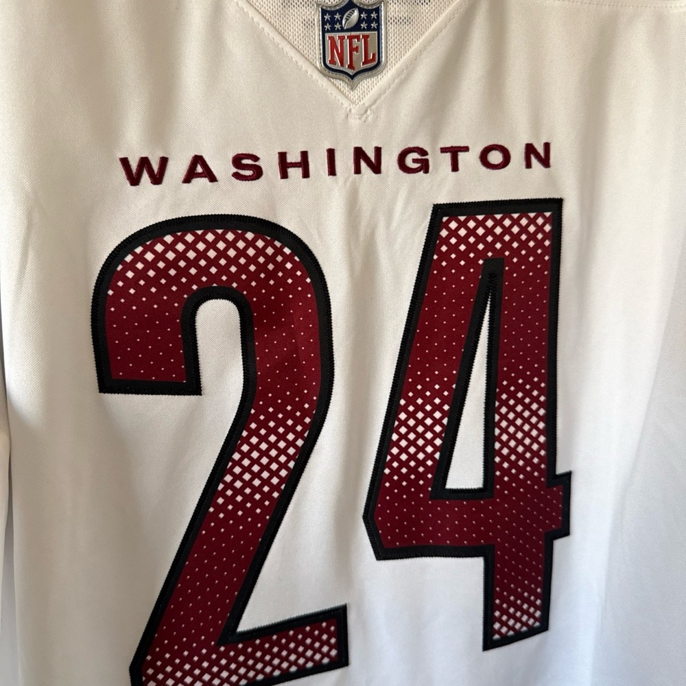 Men’s Nike Antonio Gibson #24 Washington Commanders NFL Jersey Sz XL - RARE - Picture 2 of 6